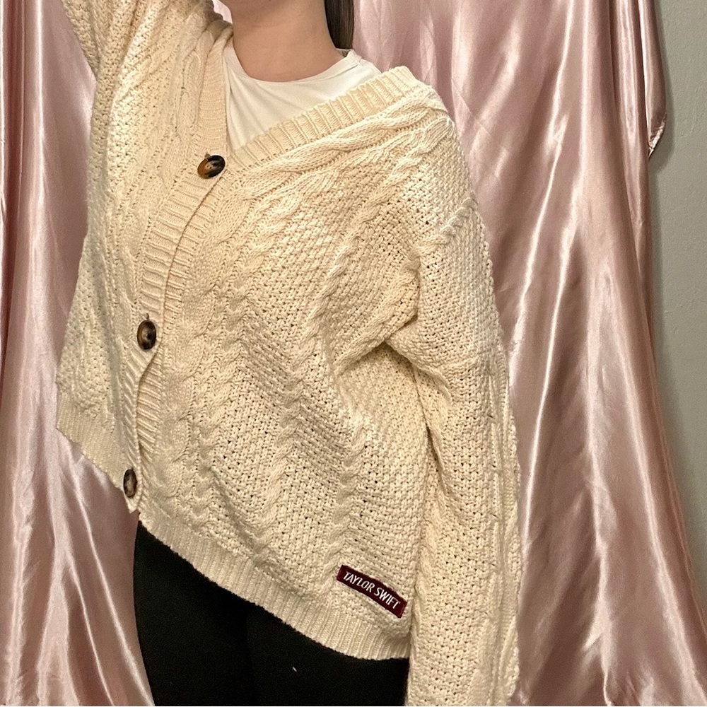 Taylor Swift Red Cardigan